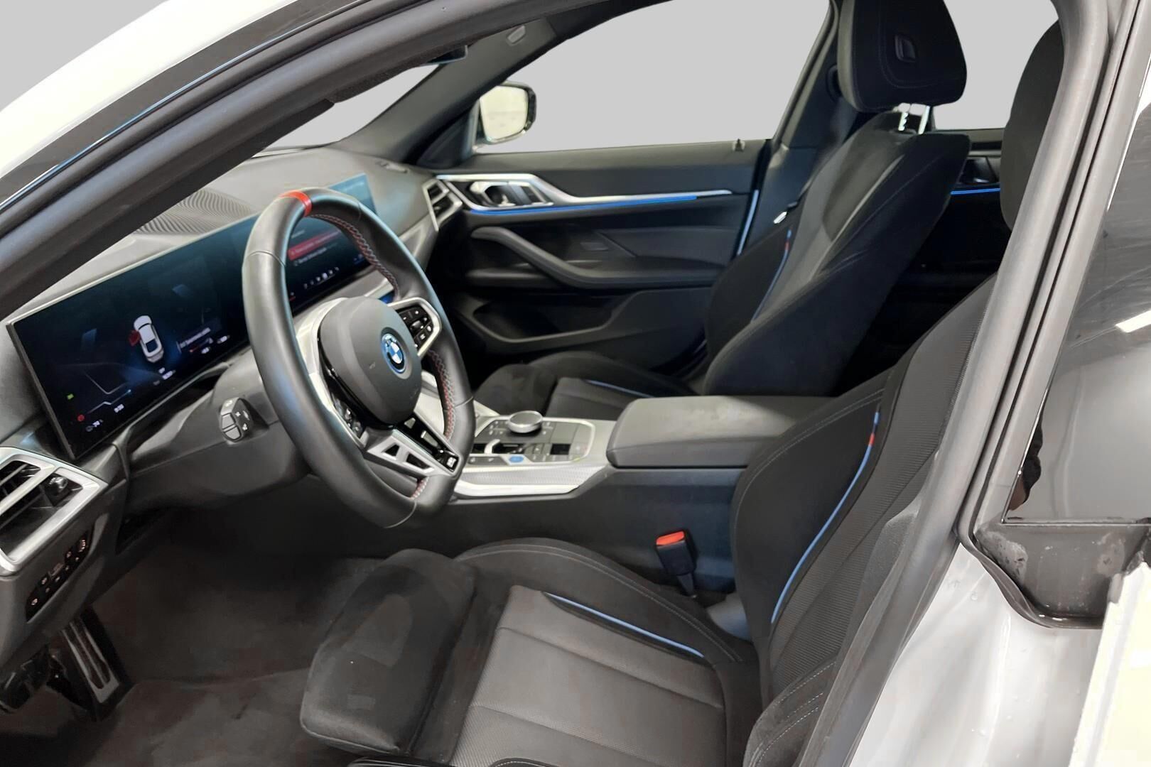 BMW I4 M50 iso kuva 8