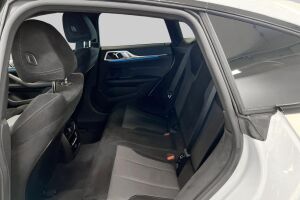 BMW I4 M50 esikatselu 19