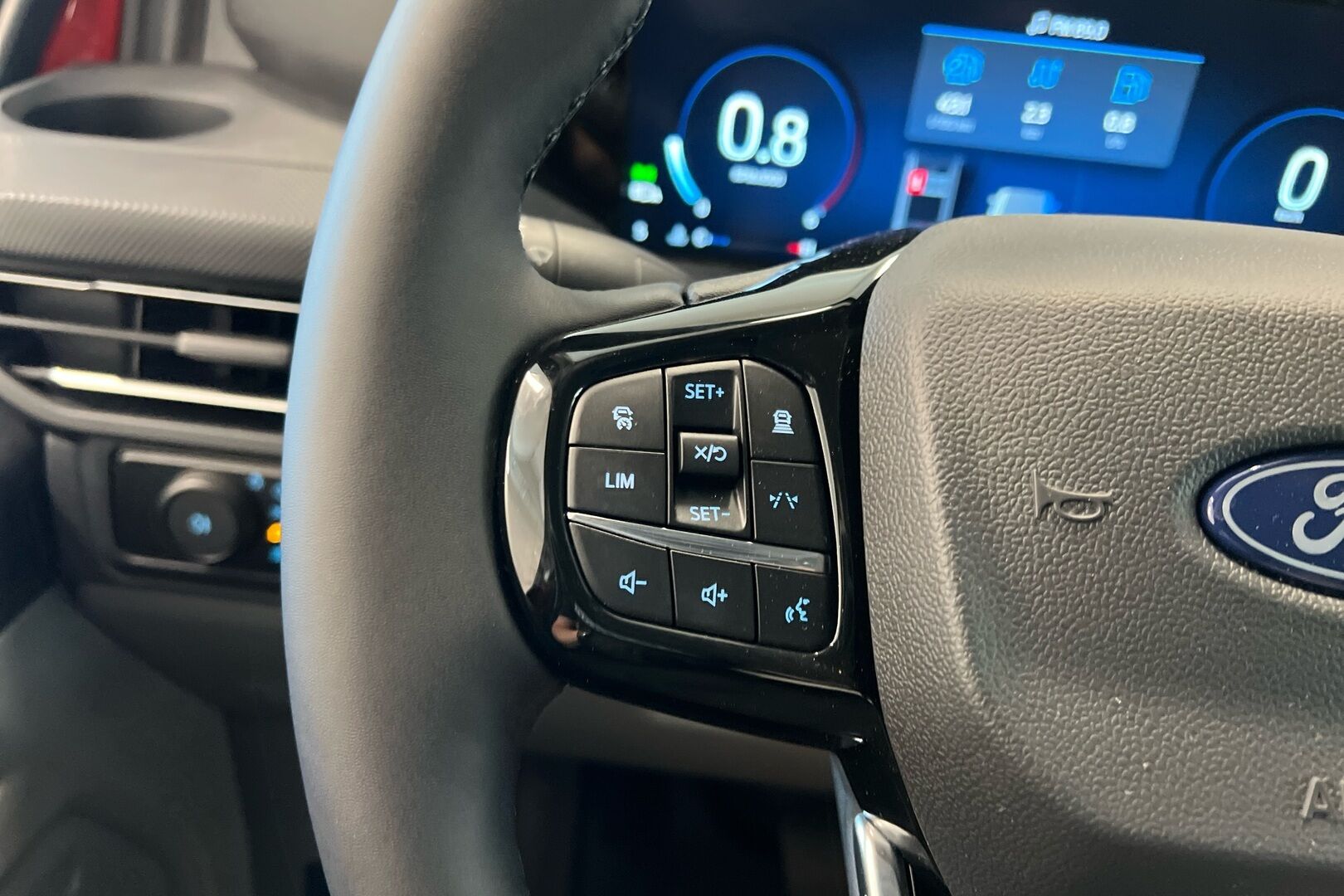 Ford Transit Custom iso kuva 15