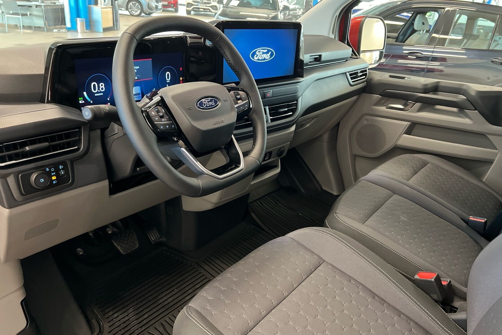 Ford Transit Custom iso kuva 6