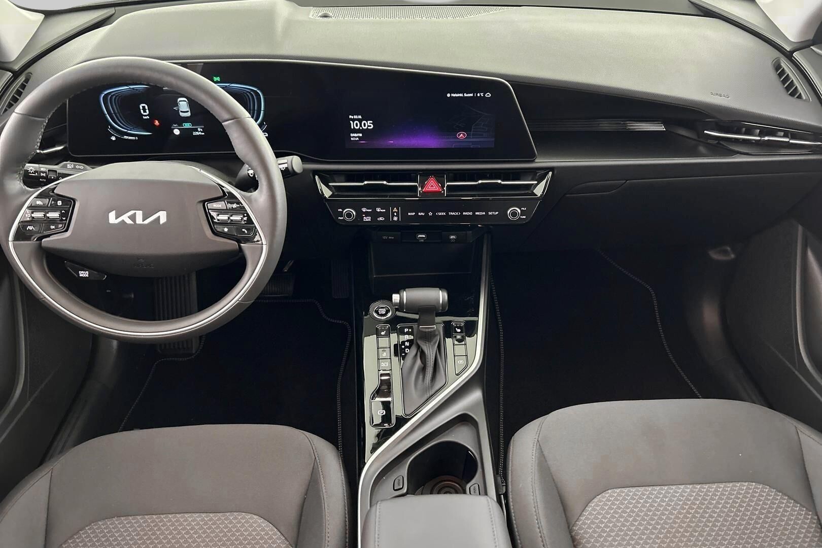 Kia Niro iso kuva 13