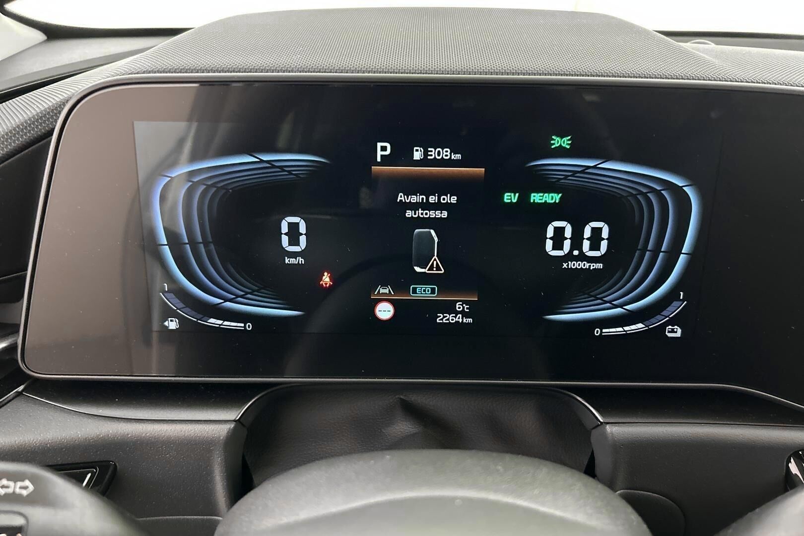 Kia Niro iso kuva 15