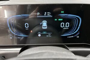 Kia Niro esikatselu 16