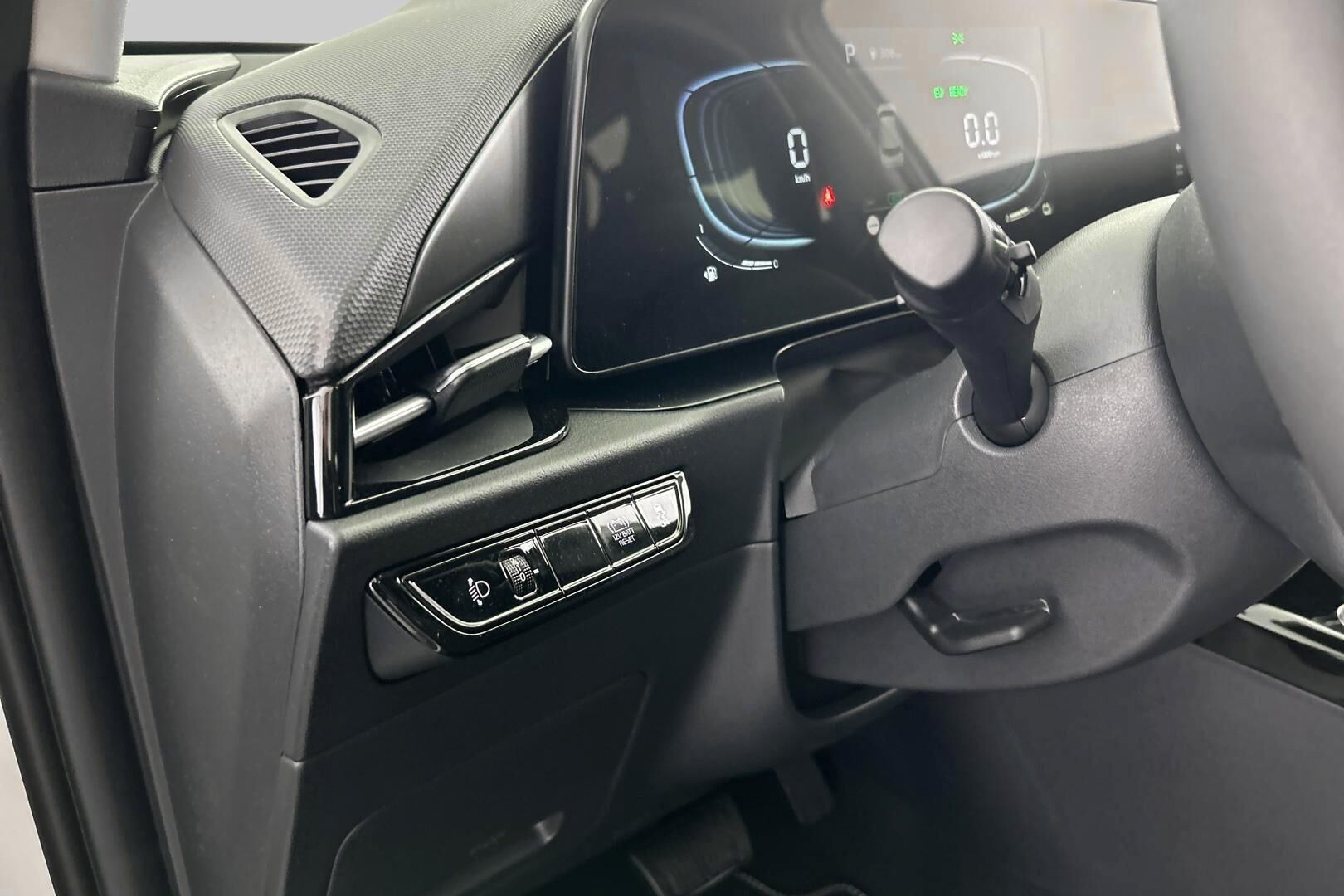 Kia Niro iso kuva 27
