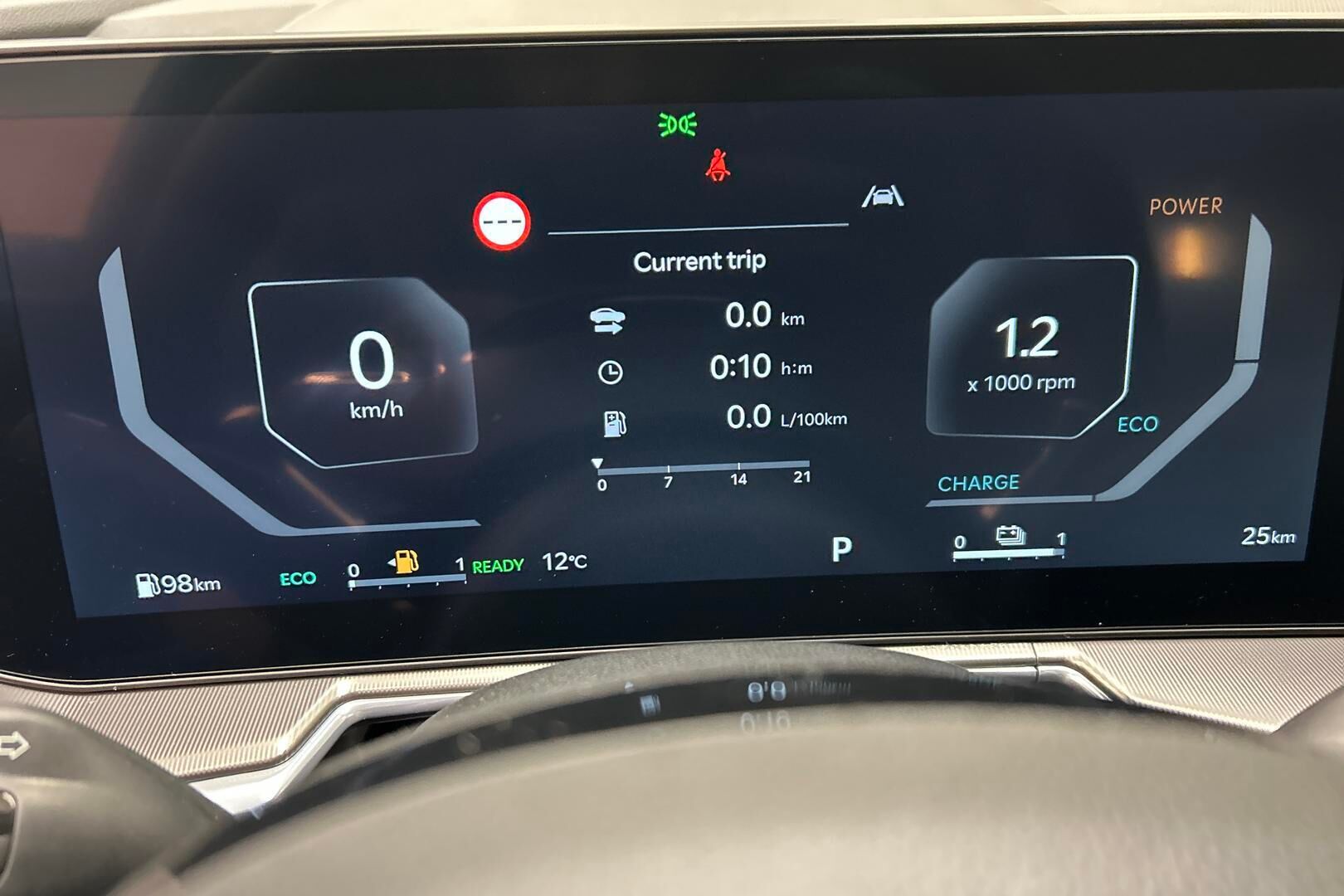 Kia Sorento iso kuva 13