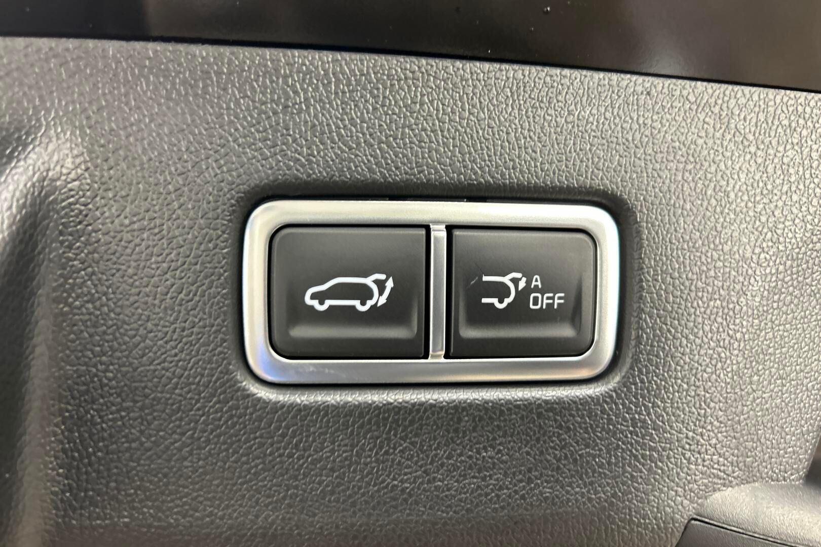 Kia Sorento iso kuva 23