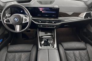 BMW X5 esikatselu 28