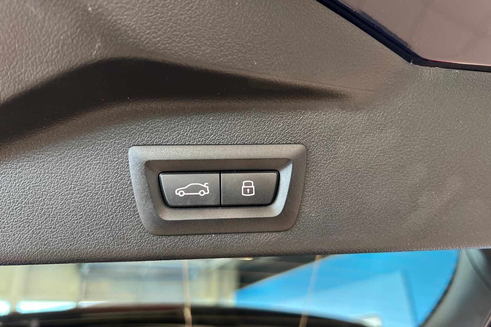 BMW X5 iso kuva 14