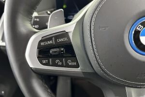 BMW X5 esikatselu 16