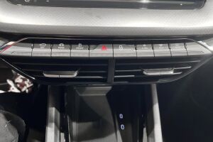 SKODA OCTAVIA esikatselu 17