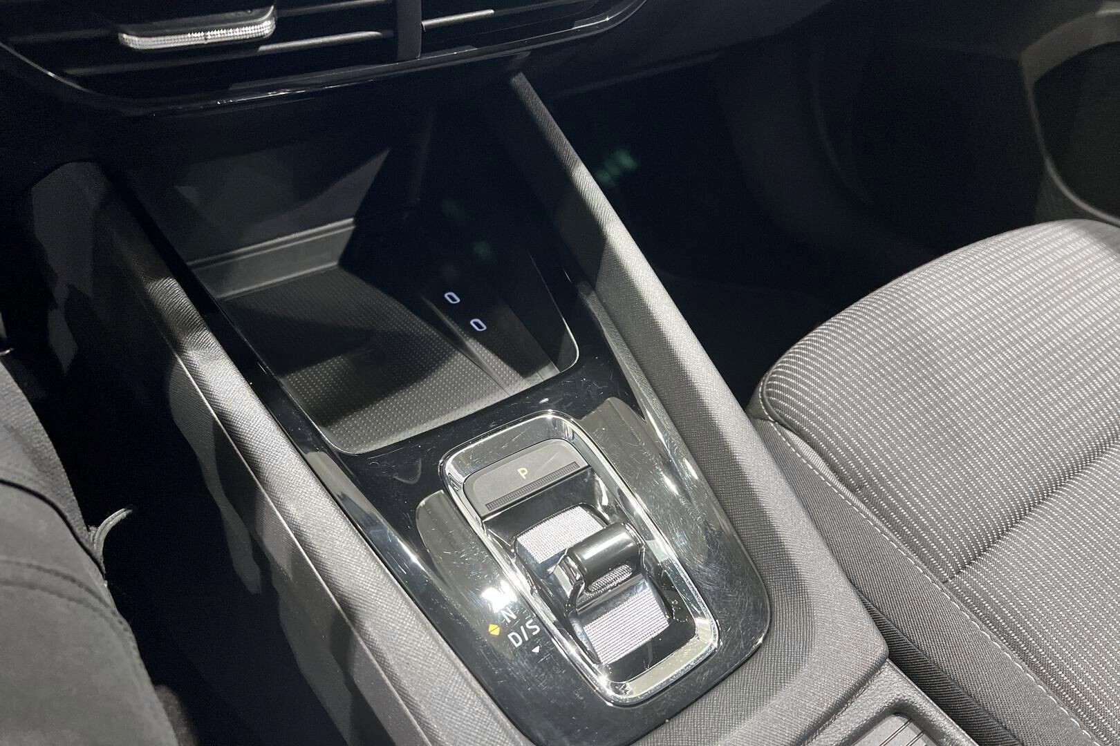 SKODA OCTAVIA iso kuva 18