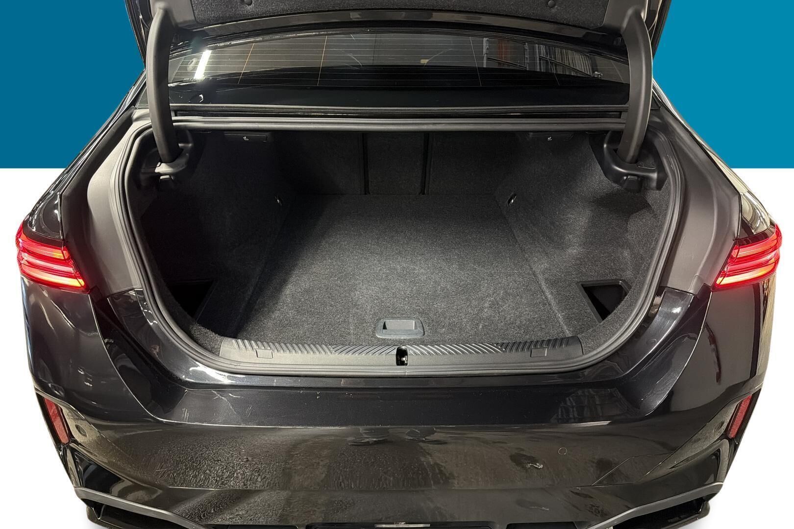 BMW I5 iso kuva 11
