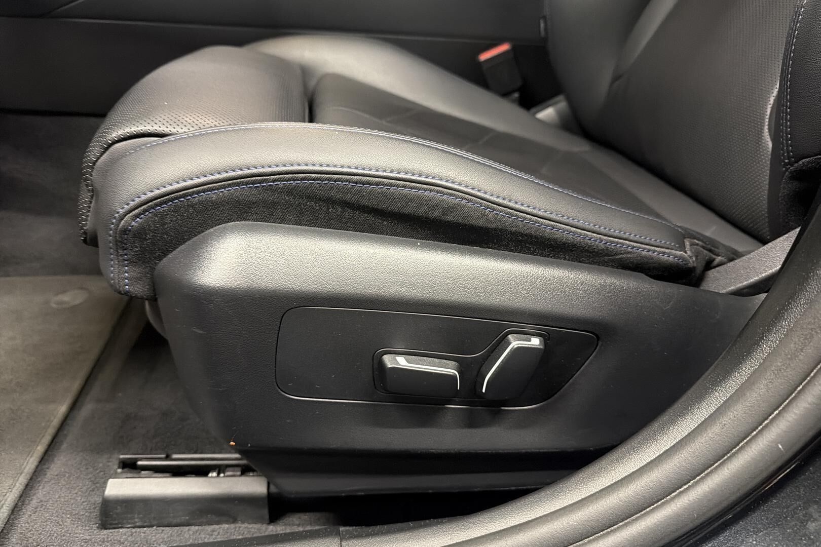 BMW I5 iso kuva 16