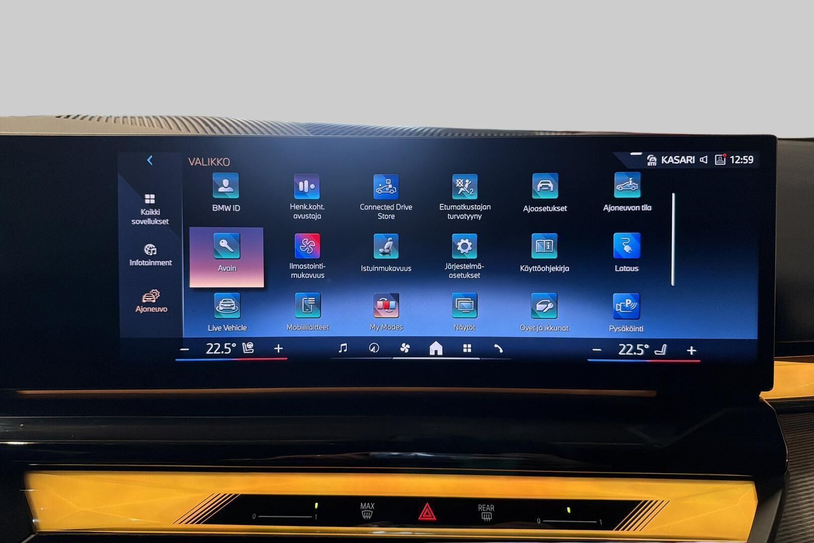 BMW I5 iso kuva 30