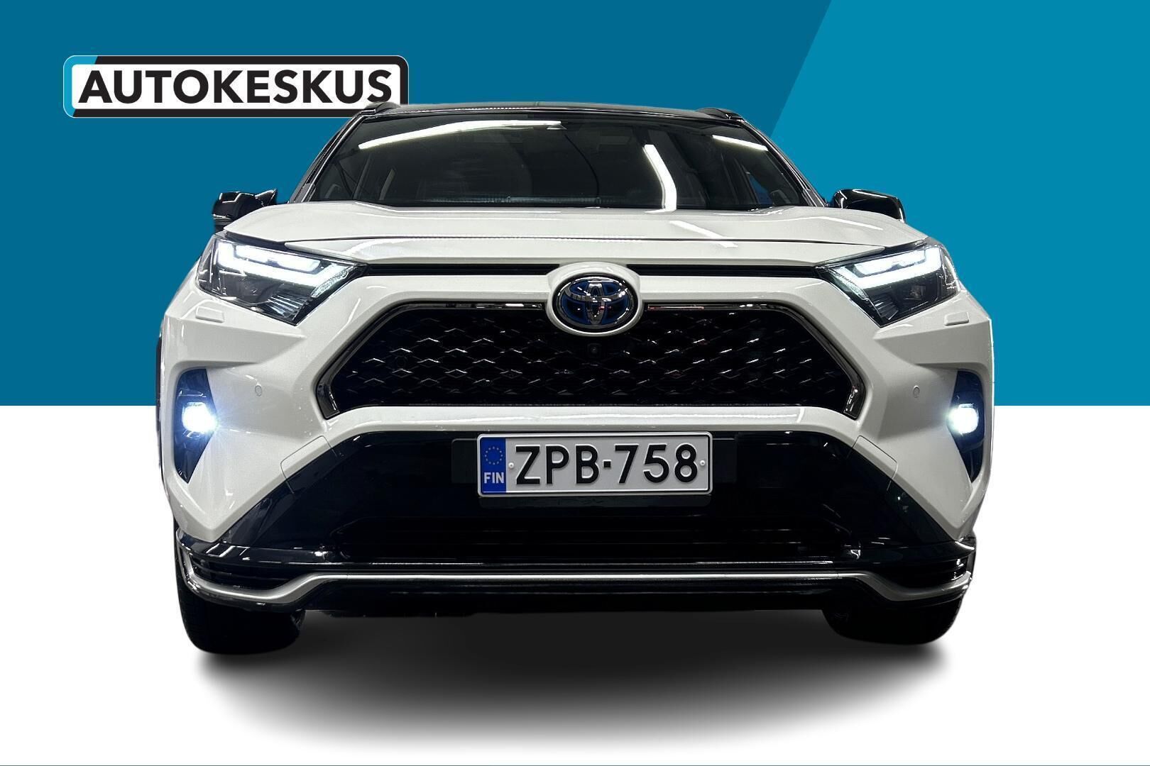 Toyota RAV4 Plug-in iso kuva 2