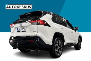 Toyota RAV4 Plug-in esikatselu 5