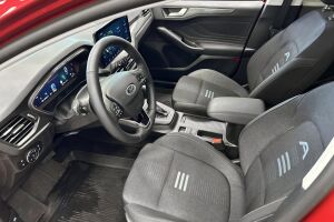Ford Focus esikatselu 18