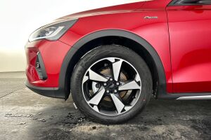 Ford Focus esikatselu 8