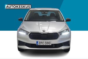 Skoda Fabia esikatselu 2