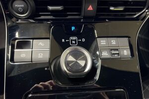 Toyota bZ4X esikatselu 13