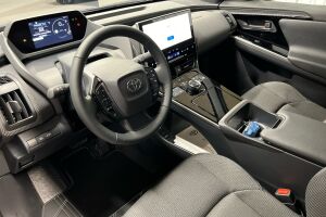 Toyota bZ4X esikatselu 5