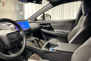 Toyota bZ4X esikatselu 6