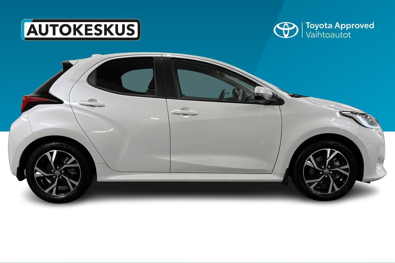 Toyota Yaris 1,5 Hybrid 116 Intense Plus 2025, photo 4/16