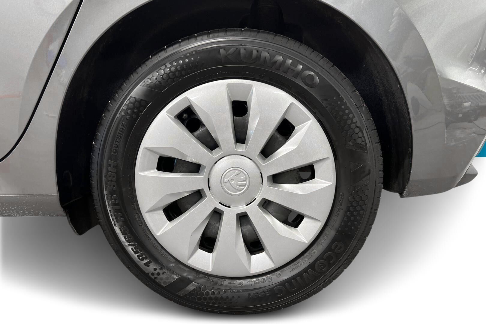 Skoda Fabia iso kuva 13