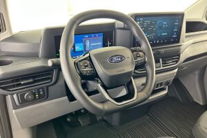 Ford Transit Custom esikatselu 13