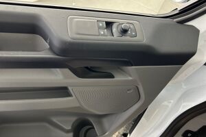 Ford Transit Custom esikatselu 23
