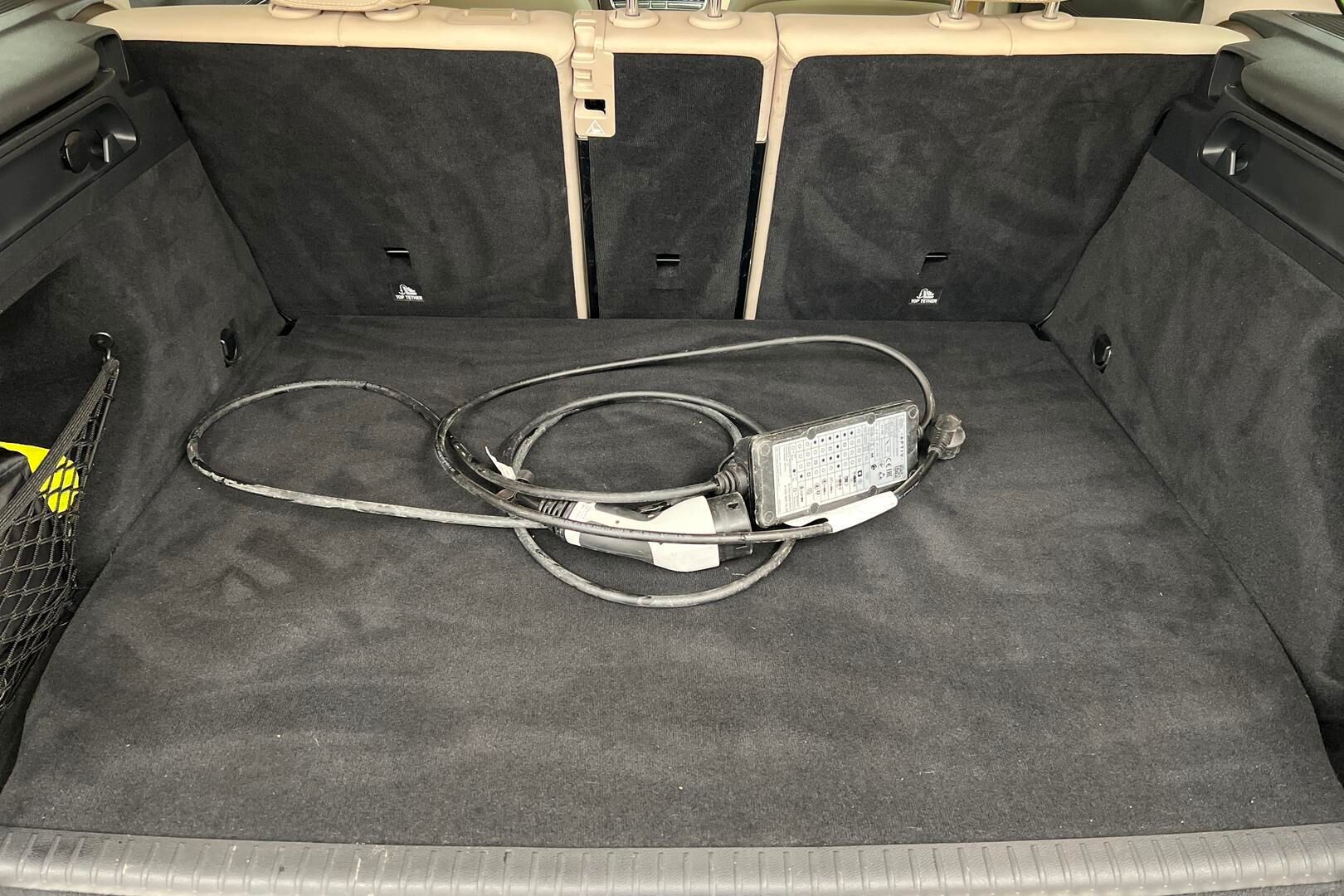 Mercedes-Benz GLC iso kuva 18