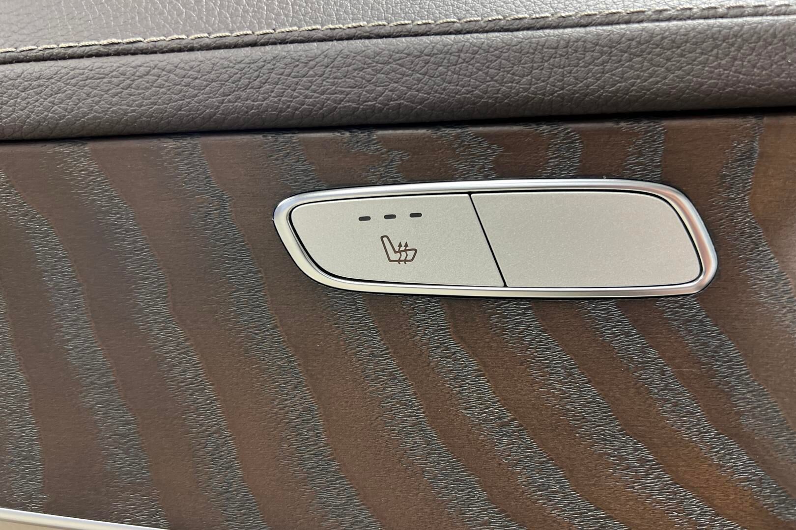 Mercedes-Benz GLC iso kuva 22