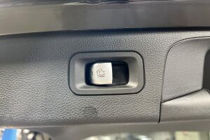 Mercedes-Benz GLC esikatselu 23