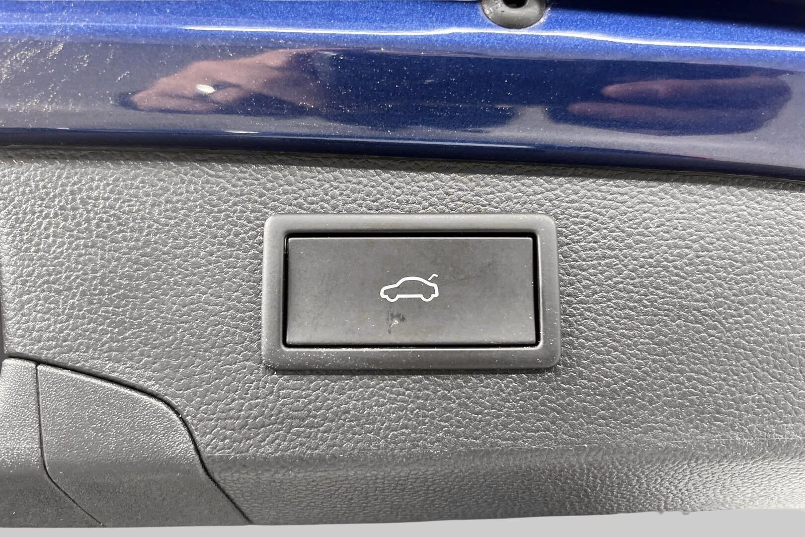 Skoda Superb iso kuva 18