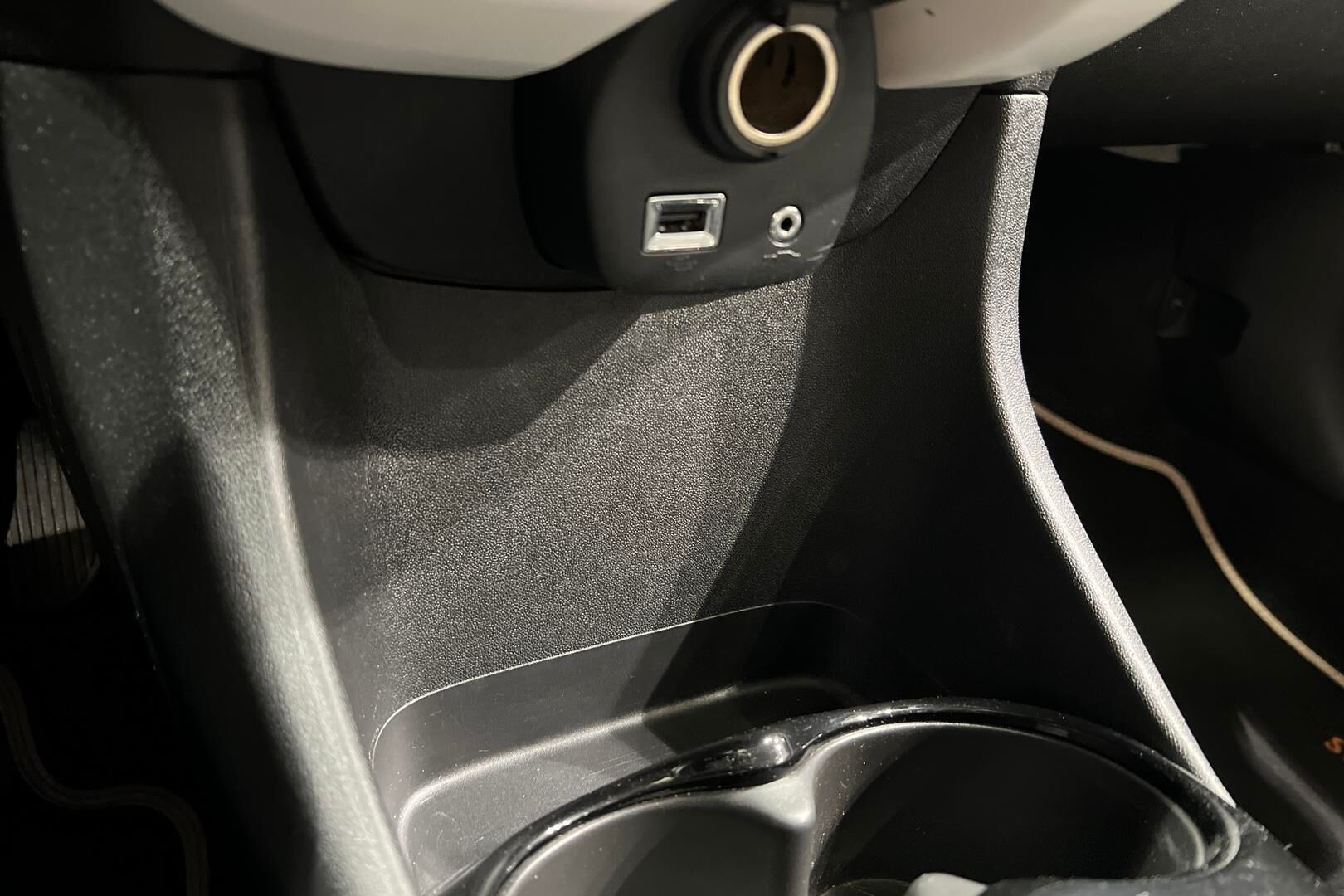 Peugeot 108 iso kuva 21