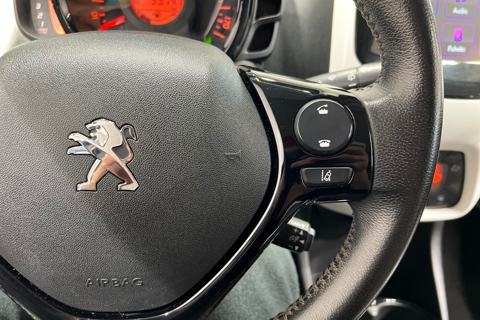 Peugeot 108 iso kuva 24