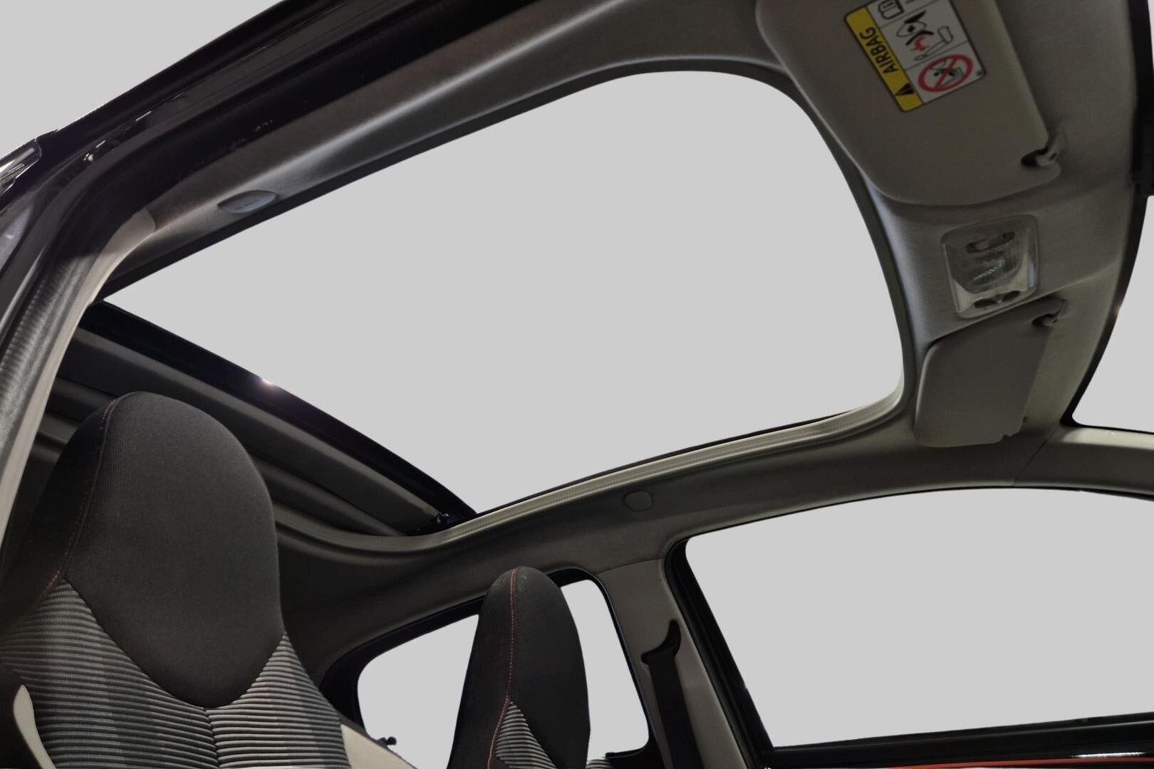 Peugeot 108 iso kuva 7