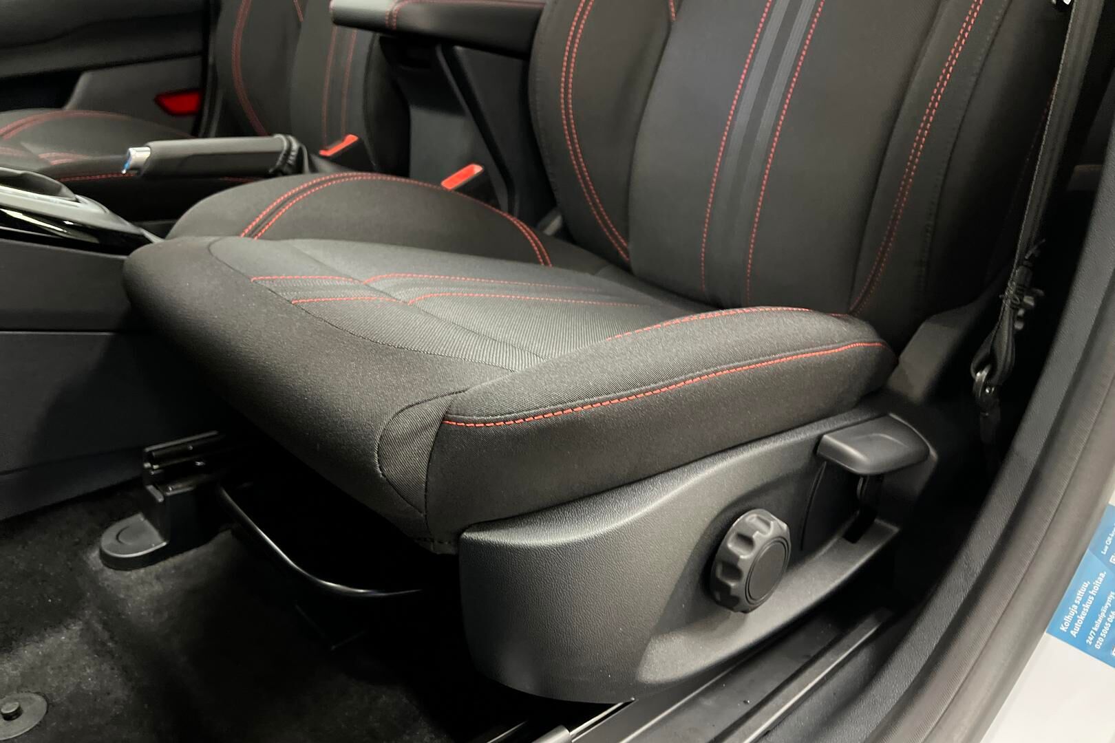 Ford Puma iso kuva 21