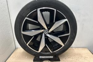 Volkswagen ID.4 esikatselu 14