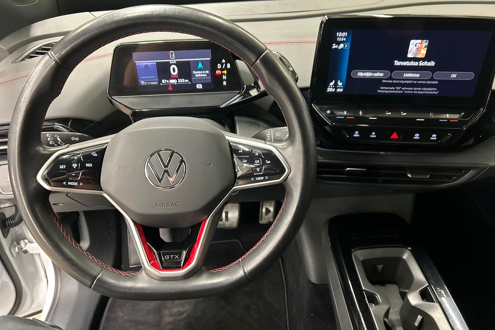 Volkswagen ID.4 iso kuva 15