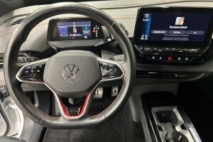 Volkswagen ID.4 esikatselu 15