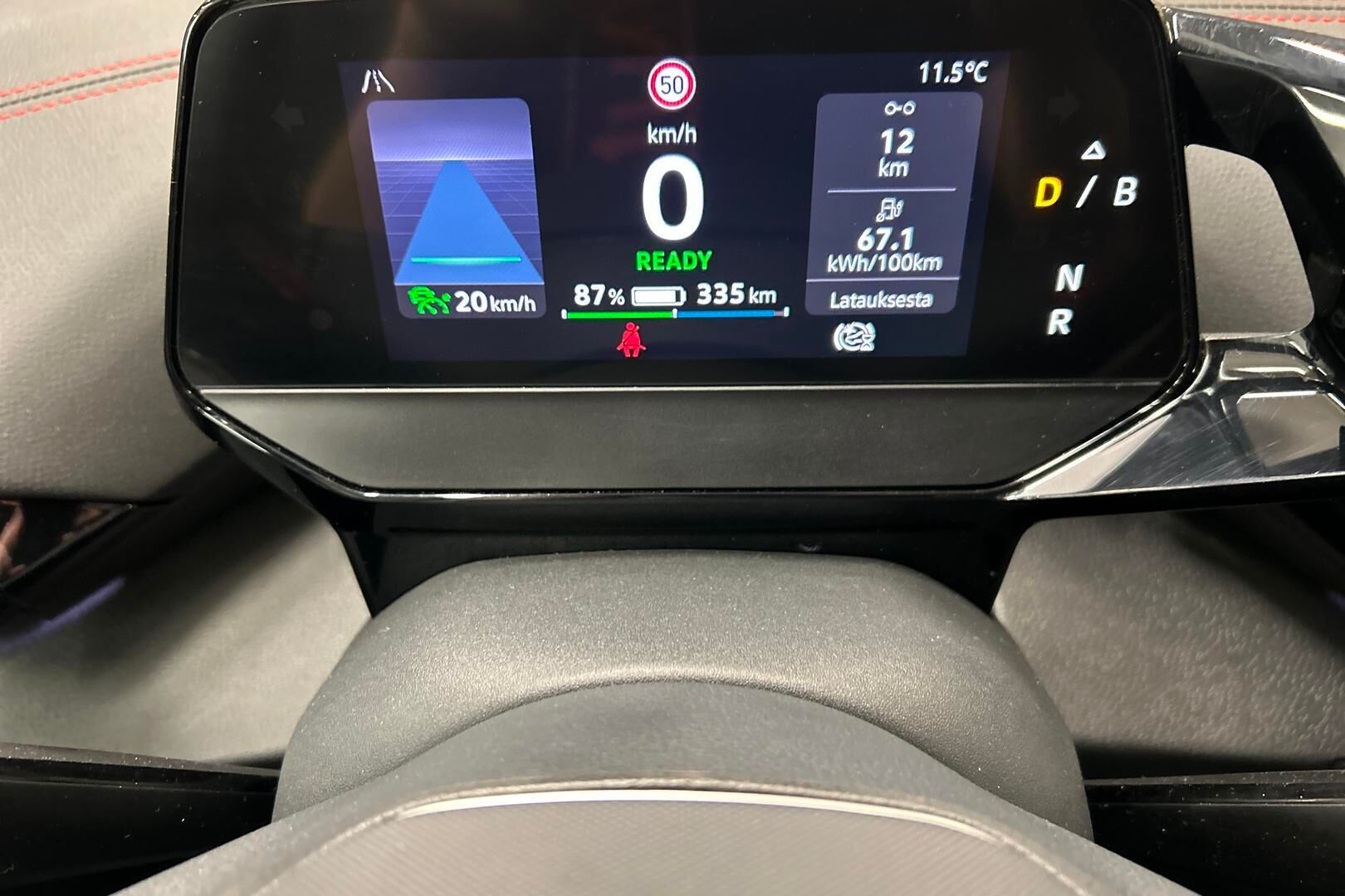 Volkswagen ID.4 iso kuva 16