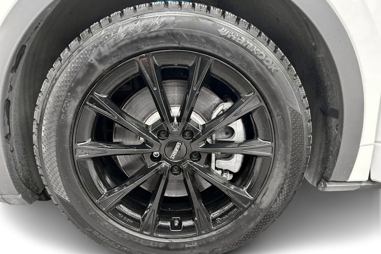 Volkswagen ID.4 iso kuva 24