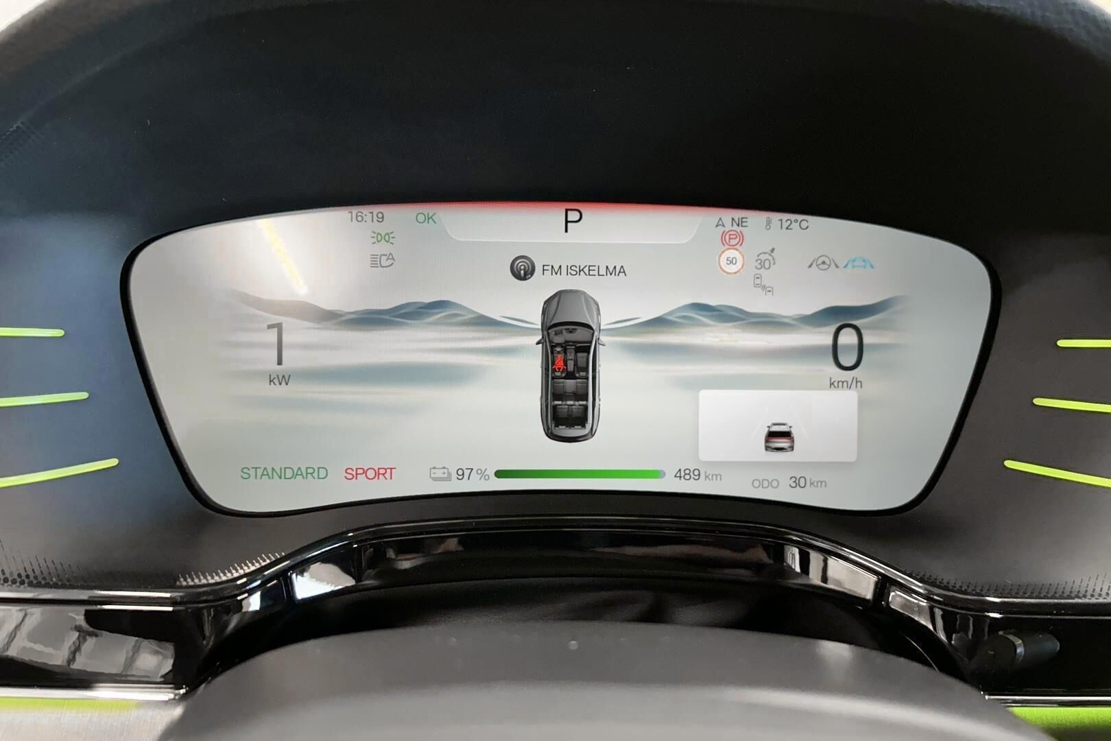 BYD Tang iso kuva 13