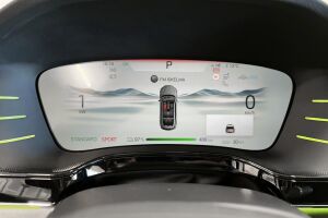 BYD Tang esikatselu 13