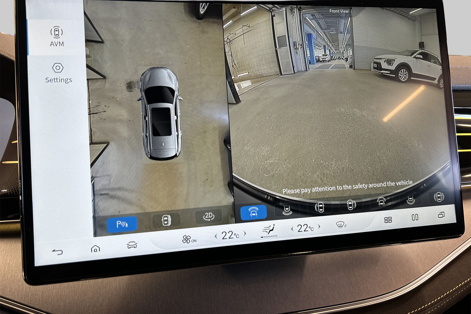 BYD Tang iso kuva 14