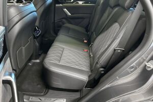 BYD Tang esikatselu 9