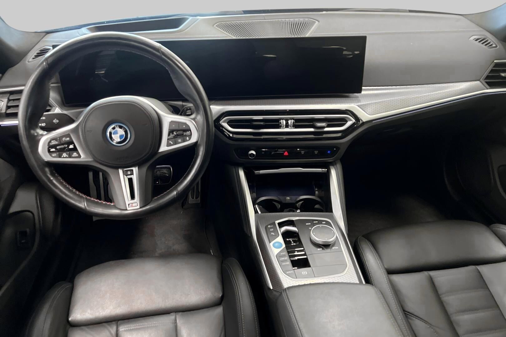 BMW I4 M50 iso kuva 10