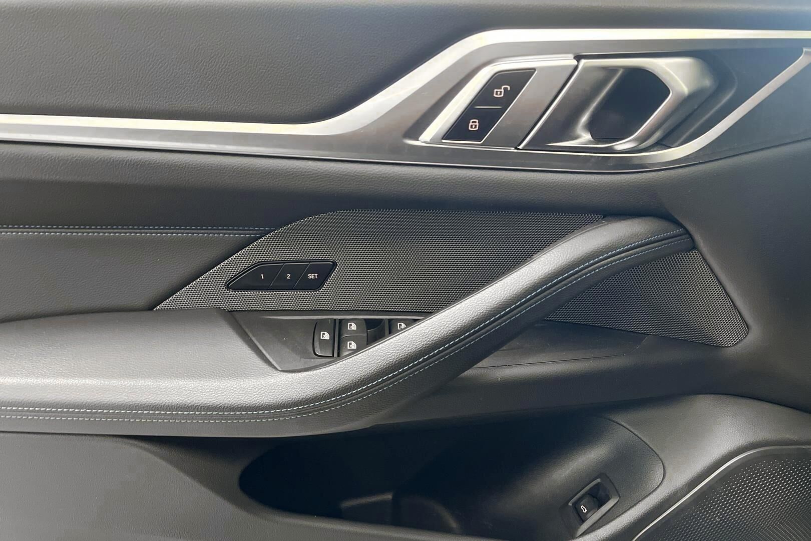 BMW I4 M50 iso kuva 18
