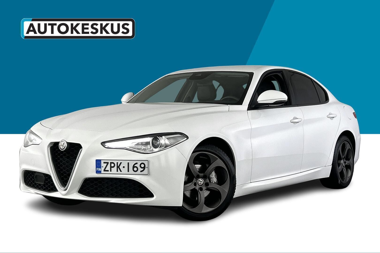 Alfa Romeo Giulia iso kuva 0